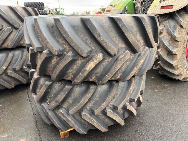 Fendt VF650/60R38 MI VF750/70R44 MI - Farm tractor: picture 1 Fendt VF650/60R38 MI VF750/70R44 MI - Farm tractor: picture 1