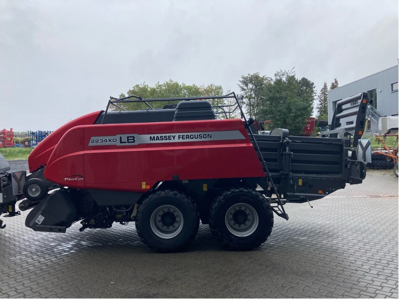 Massey Ferguson 2234 XDTC EU - Square baler: picture 1 Massey Ferguson 2234 XDTC EU - Square baler: picture 1