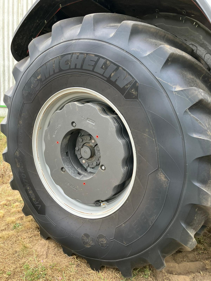 Massey Ferguson 8S.305 Dyna-VT EXCLUSIVE - Farm tractor: picture 4 Massey Ferguson 8S.305 Dyna-VT EXCLUSIVE - Farm tractor: picture 4