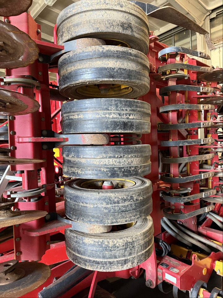 Väderstad Rapid A600S - Seed drill: picture 4 Väderstad Rapid A600S - Seed drill: picture 4