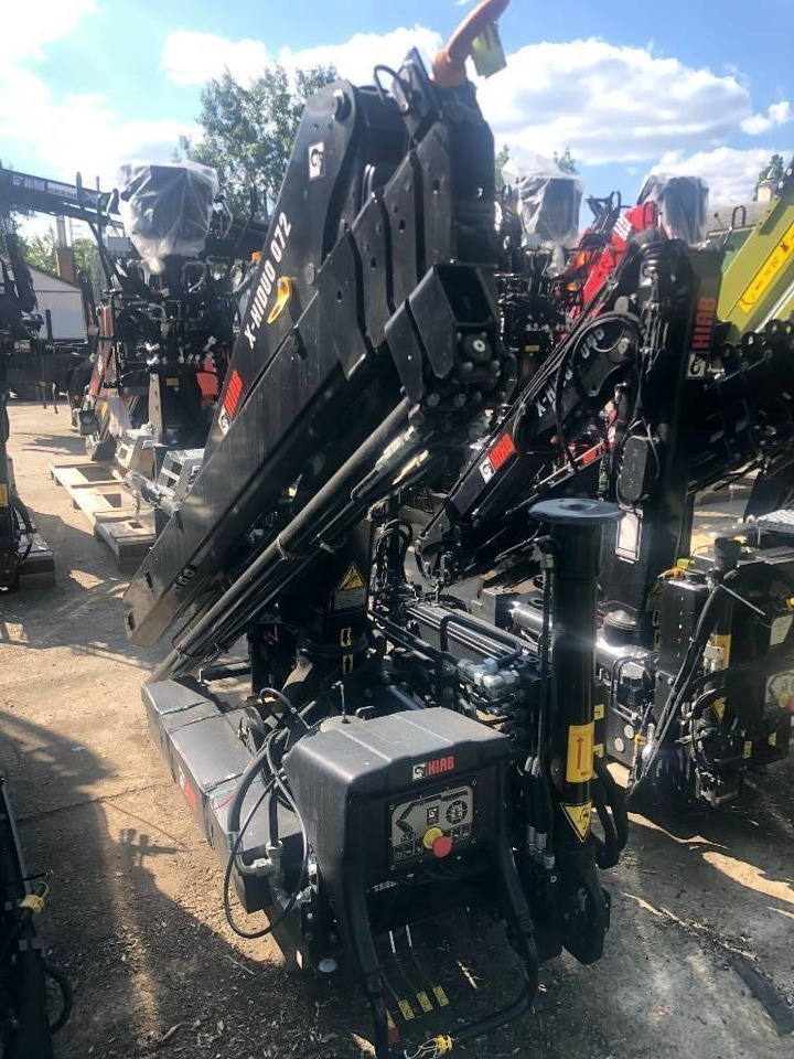 Hiab X-HiDuo 072 D-3 - Loader crane for Truck: picture 2 Hiab X-HiDuo 072 D-3 - Loader crane for Truck: picture 2