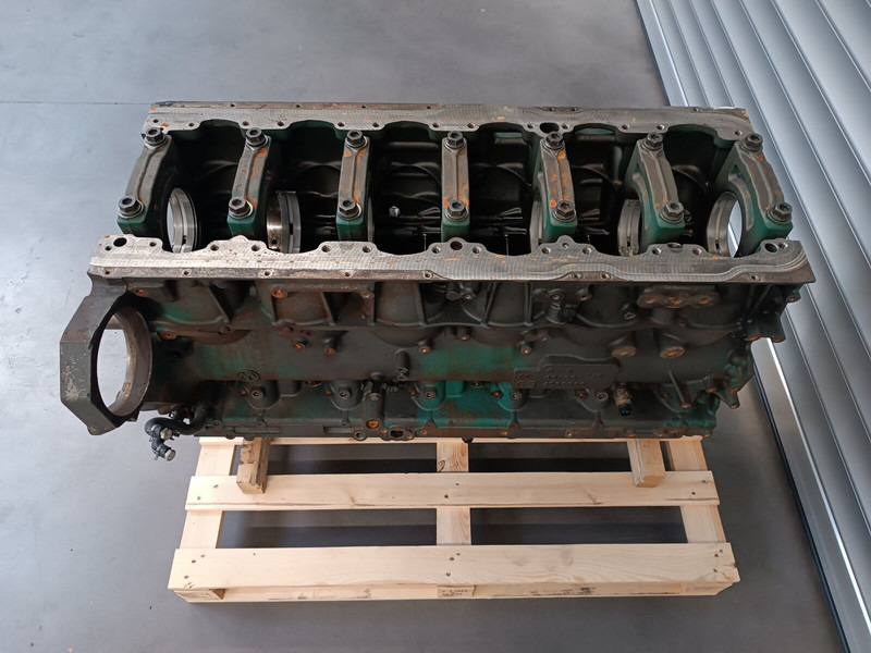 DAF XF 105 MX Euro 5 - Crankcase for Truck: picture 4 DAF XF 105 MX Euro 5 - Crankcase for Truck: picture 4