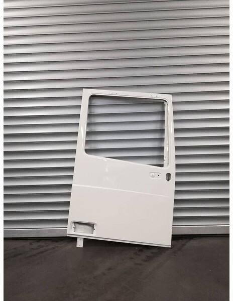 DAF XF106 - Door and parts for Truck: picture 1 DAF XF106 - Door and parts for Truck: picture 1