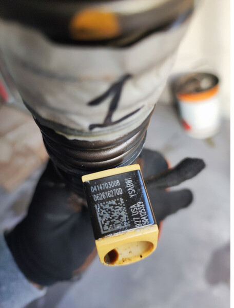 Iveco STRALIS - Fuel filter for Truck: picture 2 Iveco STRALIS - Fuel filter for Truck: picture 2