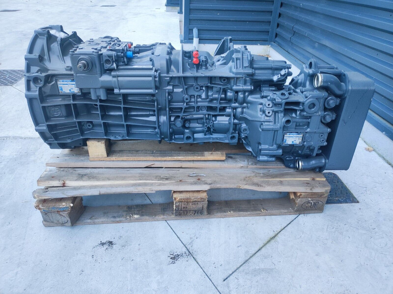Renault 12AS 1010 1210 1410 TO - Gearbox for Truck: picture 3 Renault 12AS 1010 1210 1410 TO - Gearbox for Truck: picture 3