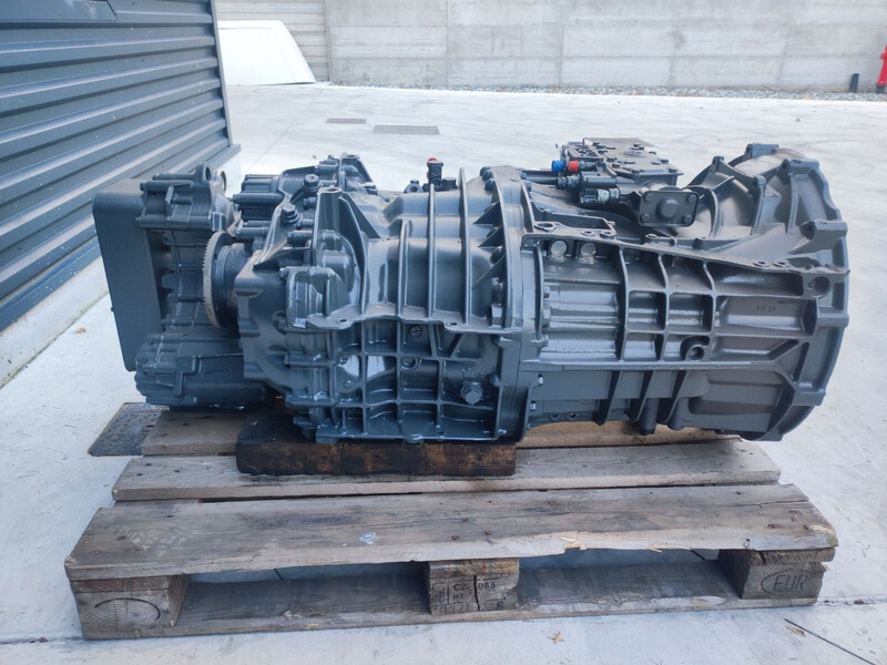 Renault 16S 2331 2333 2523 2720 TD - Gearbox for Truck: picture 1 Renault 16S 2331 2333 2523 2720 TD - Gearbox for Truck: picture 1