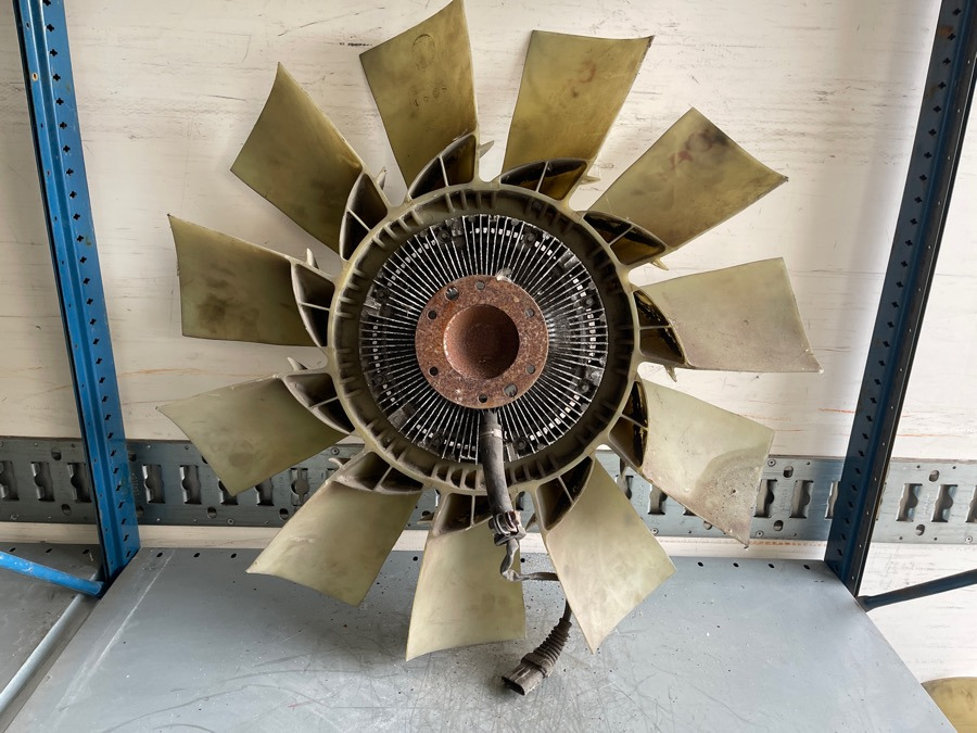 DAF VISKOS FAN 1806713 - Cooling system for Truck: picture 3 DAF VISKOS FAN 1806713 - Cooling system for Truck: picture 3
