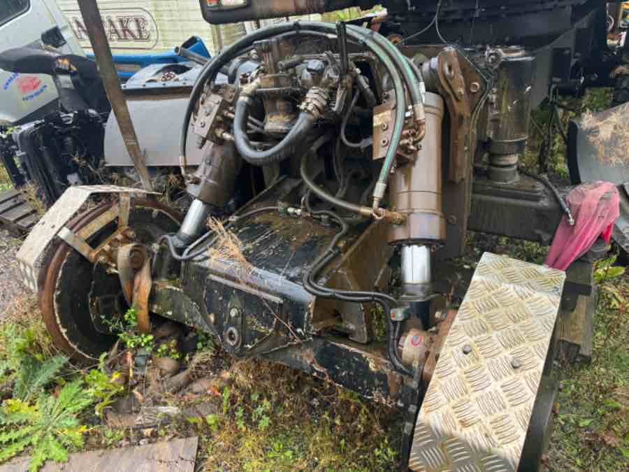 Wheel excavator HYDREMA CONSTRUCTION EXCAVATOR MX16 RAIL: picture 7