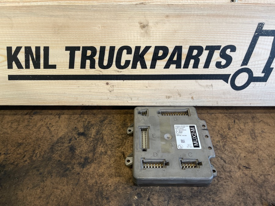MAN ECU MUX2-M 1364.21010101 - Electrical system for Truck: picture 1 MAN ECU MUX2-M 1364.21010101 - Electrical system for Truck: picture 1