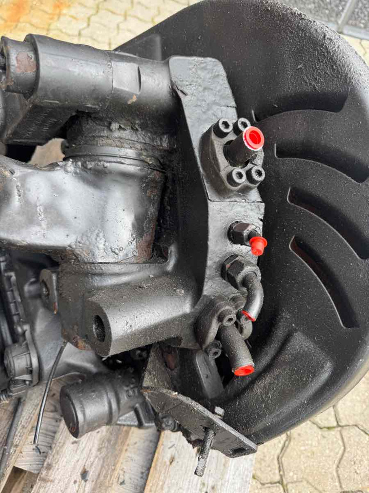 MAN FRONT HUBS 81.36030-0005 + 81.36035-6009 - Wheel hub for Truck: picture 3 MAN FRONT HUBS 81.36030-0005 + 81.36035-6009 - Wheel hub for Truck: picture 3