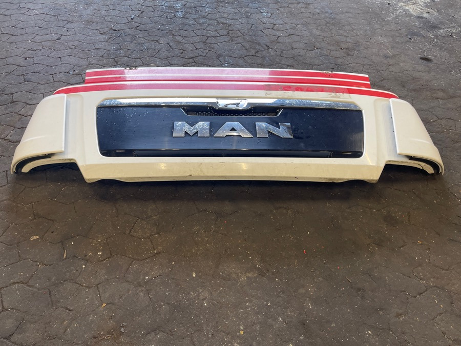 MAN TGS FRONT SERVICE DOOR 81.61110-6092 - Cab and interior for Truck: picture 1 MAN TGS FRONT SERVICE DOOR 81.61110-6092 - Cab and interior for Truck: picture 1