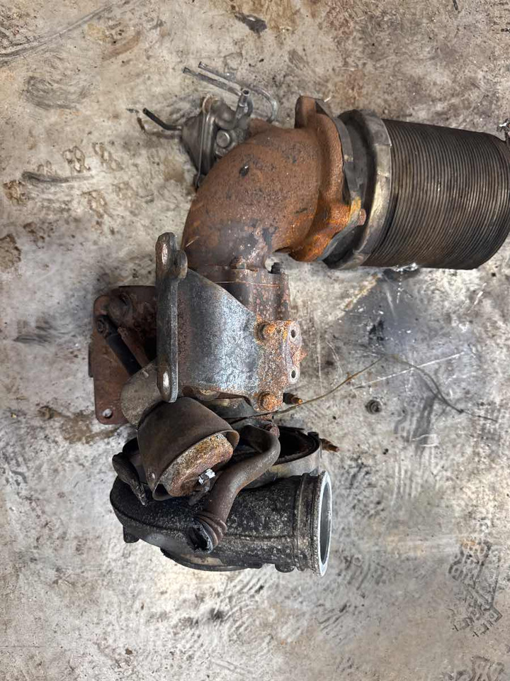 MERCEDES BUS TURBO A4710963299 - Engine and parts for Truck: picture 1 MERCEDES BUS TURBO A4710963299 - Engine and parts for Truck: picture 1