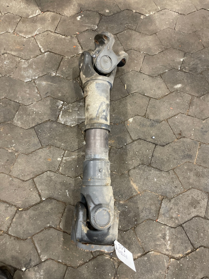 MERCEDES PROPSHAFT A3894103302 - Propeller shaft for Truck: picture 1 MERCEDES PROPSHAFT A3894103302 - Propeller shaft for Truck: picture 1