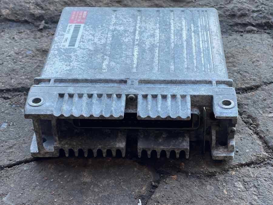 RENAULT ECU 5010201469 - Electrical system for Truck: picture 1 RENAULT ECU 5010201469 - Electrical system for Truck: picture 1