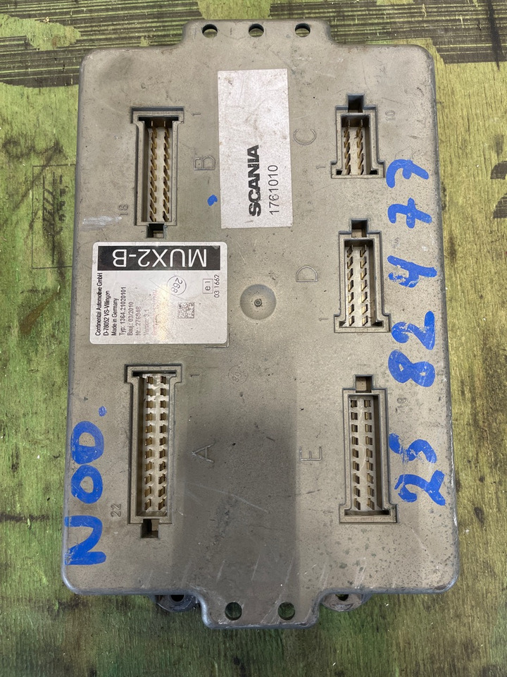 SCANIA 1761010 NODE MUX2-B - Electrical system for Truck: picture 1 SCANIA 1761010 NODE MUX2-B - Electrical system for Truck: picture 1