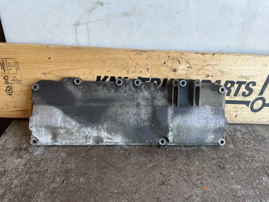 SCANIA ENGINE COVER 1508329 - Engine and parts for Truck: picture 1 SCANIA ENGINE COVER 1508329 - Engine and parts for Truck: picture 1