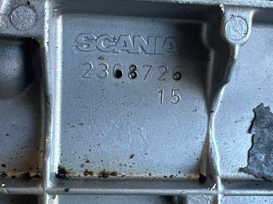 SCANIA ENGINE COVER 2368726 - Engine and parts for Truck: picture 3 SCANIA ENGINE COVER 2368726 - Engine and parts for Truck: picture 3