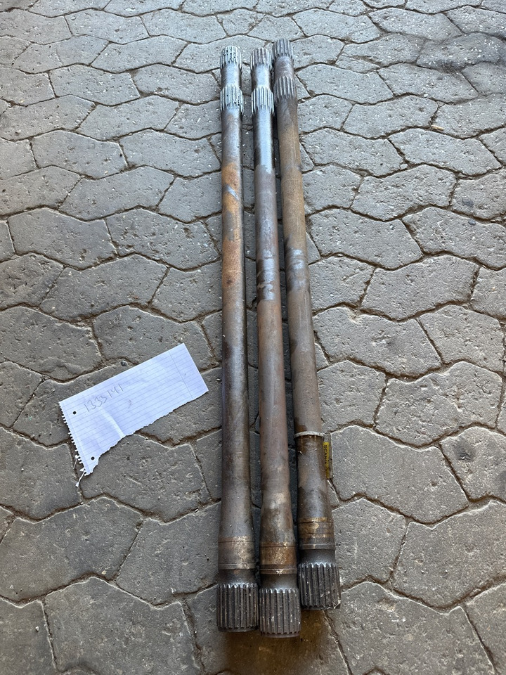 SCANIA HALFSHAFT 1333141 - Drive shaft for Truck: picture 1 SCANIA HALFSHAFT 1333141 - Drive shaft for Truck: picture 1