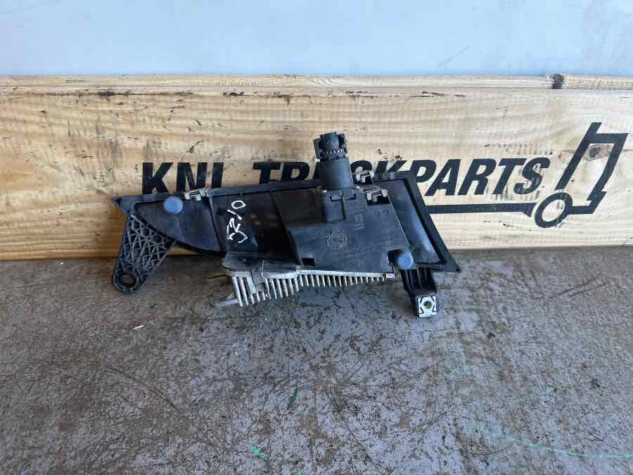 SCANIA SPOT LAMP 2659163 - Lights/ Lighting for Truck: picture 2 SCANIA SPOT LAMP 2659163 - Lights/ Lighting for Truck: picture 2