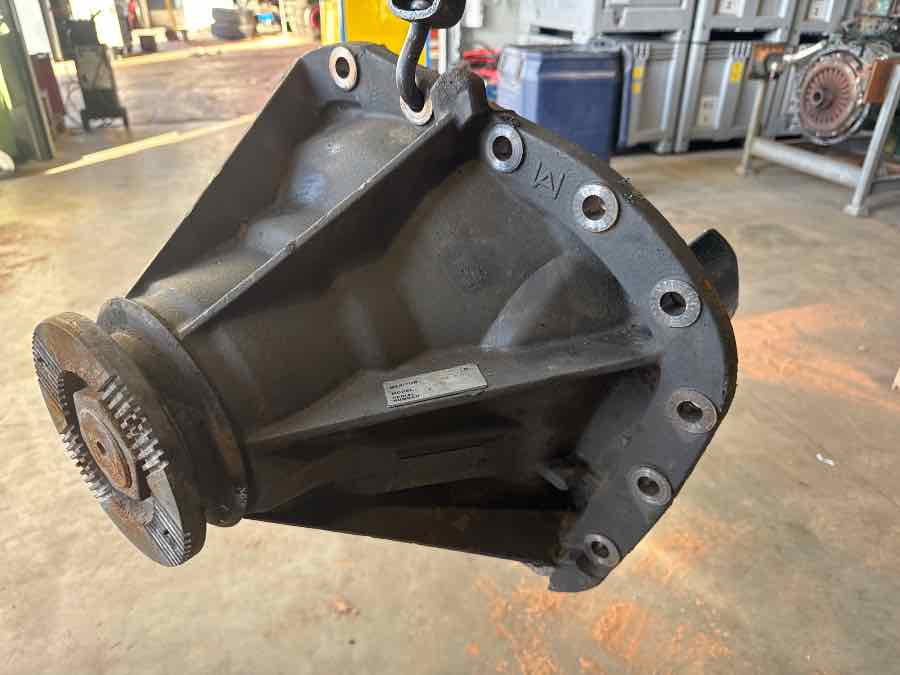 VOLVO DIFF RSH1370F - 3.46 // 22014363 - Differential gear for Truck: picture 1 VOLVO DIFF RSH1370F - 3.46 // 22014363 - Differential gear for Truck: picture 1