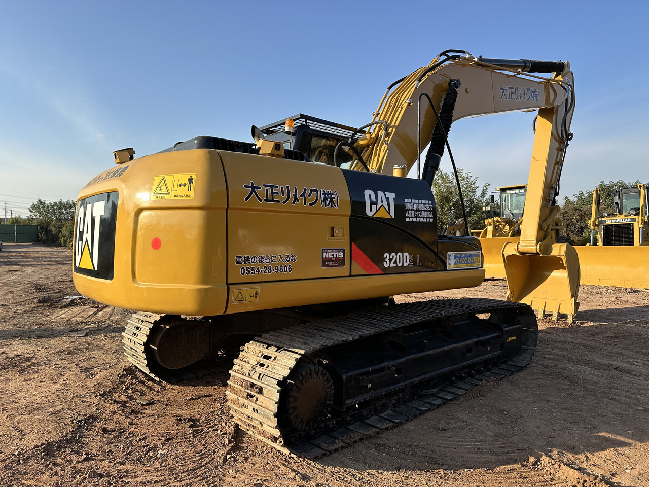 CAT 320D2L - Crawler excavator: picture 3 CAT 320D2L - Crawler excavator: picture 3