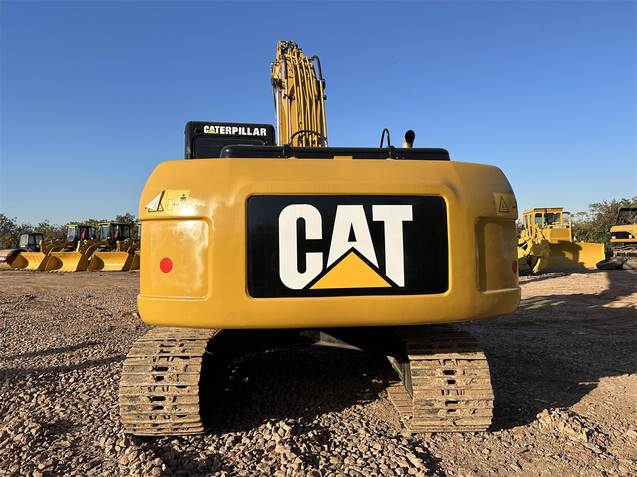 CAT 320DL - Excavator: picture 5 CAT 320DL - Excavator: picture 5