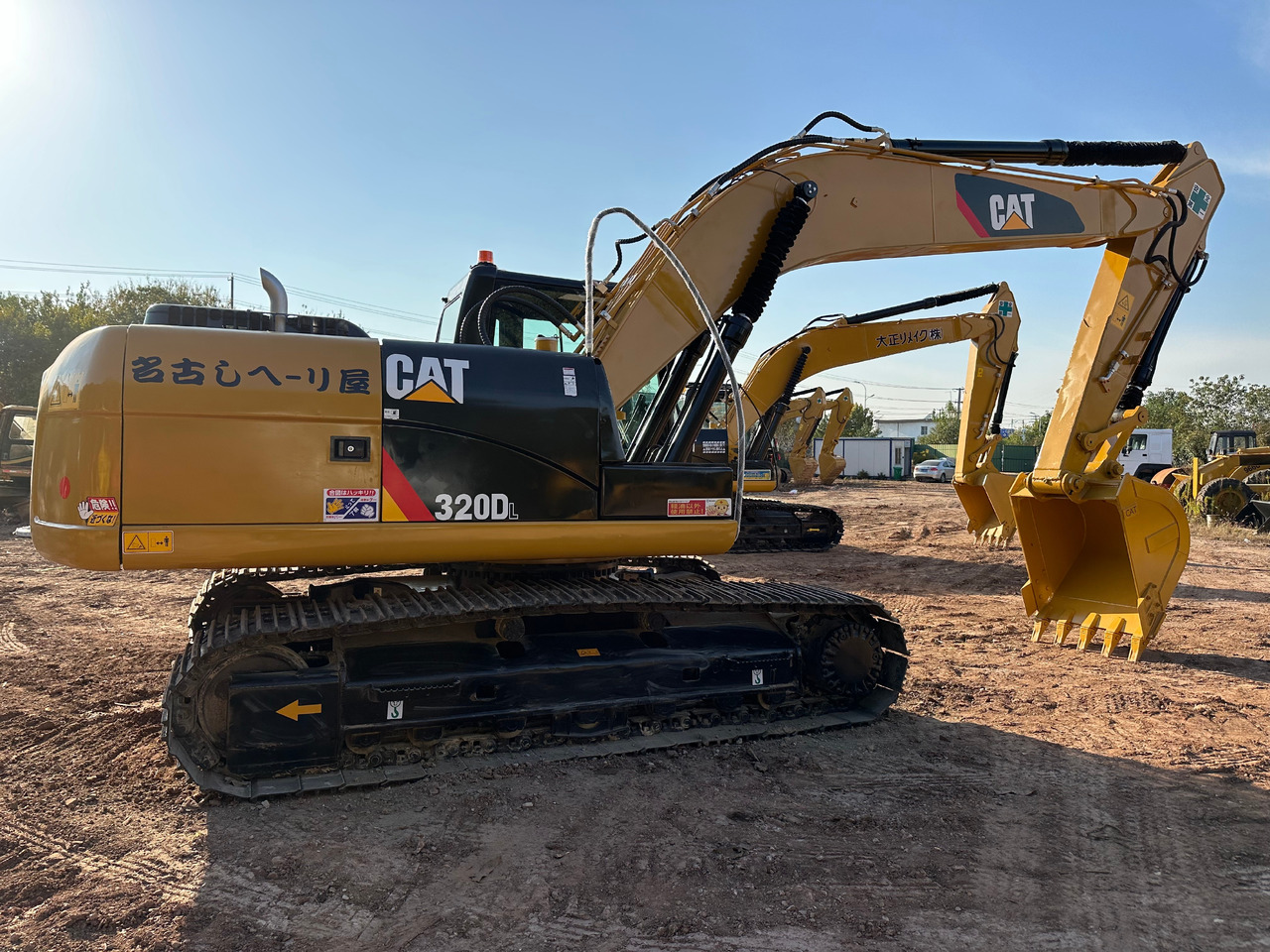 Leasing of CATERPILLAR 320D2L excavator CATERPILLAR 320D2L excavator: picture 6