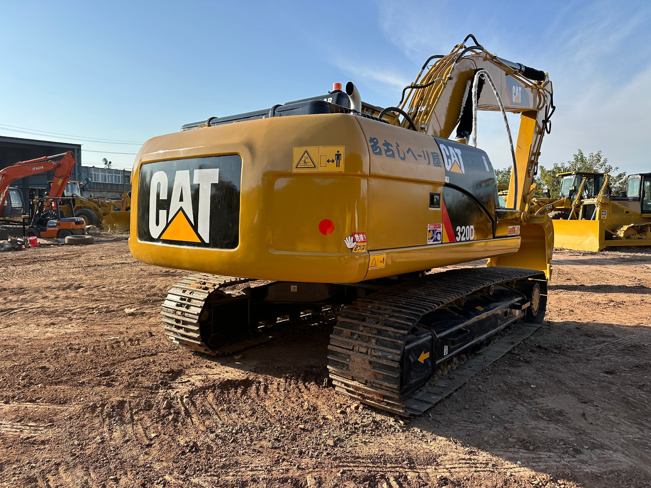 Leasing of CATERPILLAR 320D2L excavator CATERPILLAR 320D2L excavator: picture 9