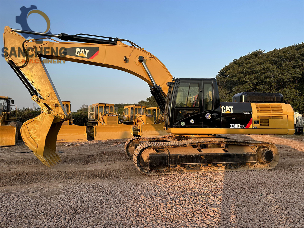 CATERPILLAR 330D2L - Crawler excavator: picture 1 CATERPILLAR 330D2L - Crawler excavator: picture 1
