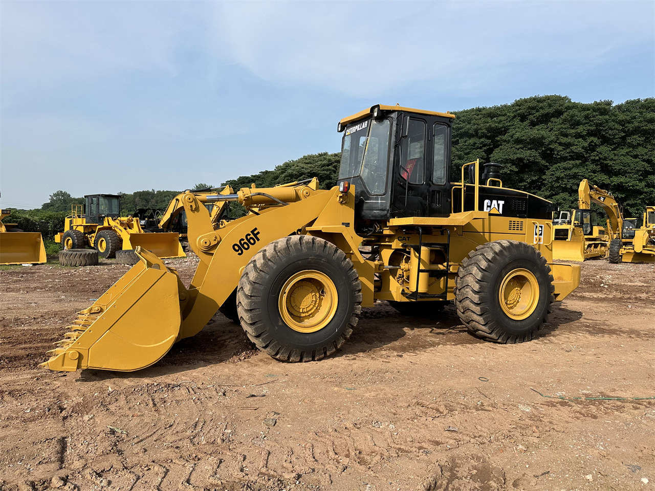CATERPILLAR 966F - Wheel loader: picture 5 CATERPILLAR 966F - Wheel loader: picture 5