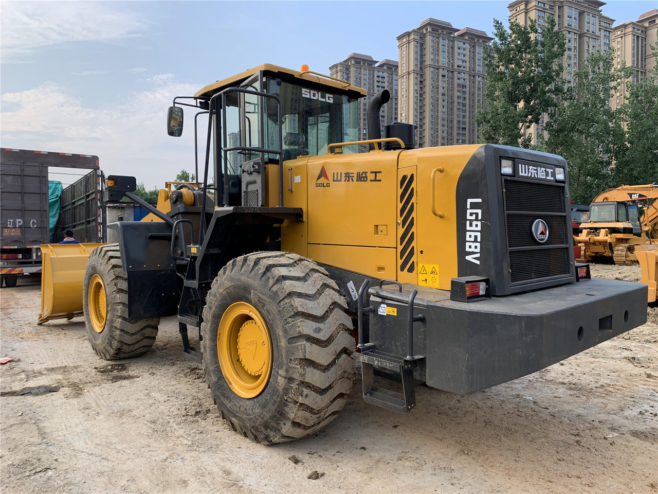 Wheel loader SDLG LG968V: picture 8
