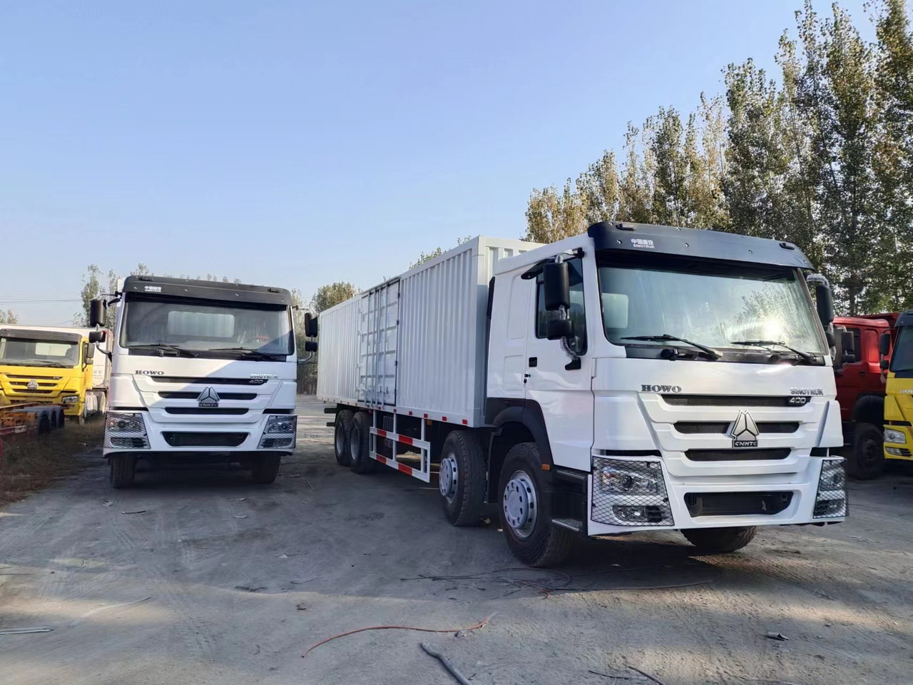 SINOTRUK 400 HOWO Box truck - Isothermal truck: picture 4 SINOTRUK 400 HOWO Box truck - Isothermal truck: picture 4