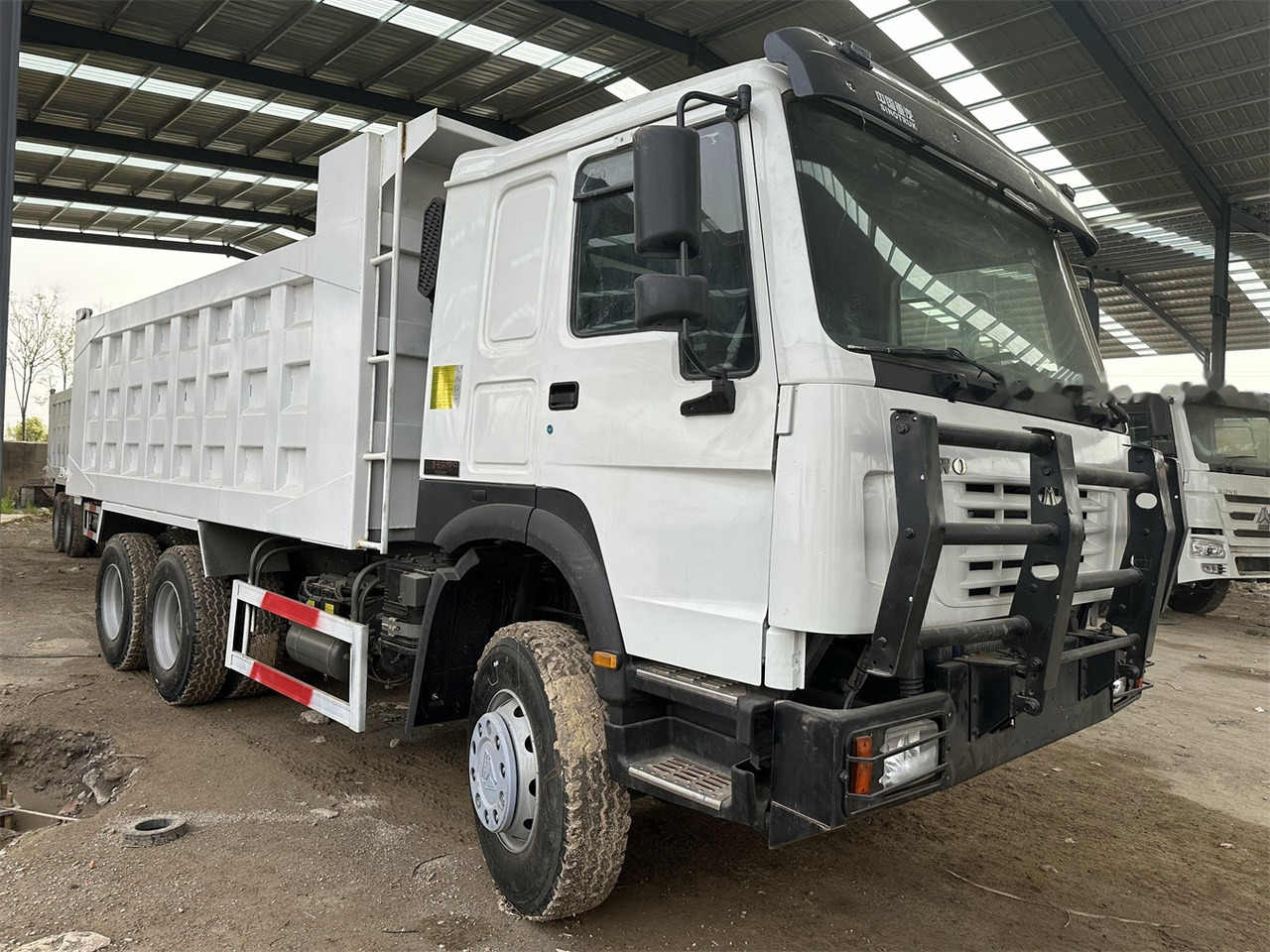 SINOTRUK HOWO 371 Dump Truck - Tipper: picture 1 SINOTRUK HOWO 371 Dump Truck - Tipper: picture 1