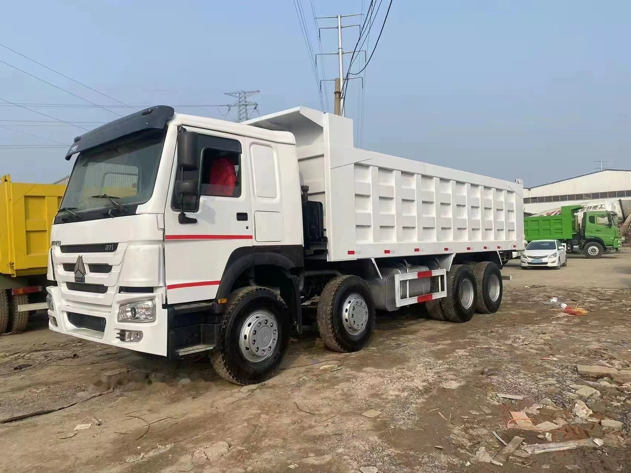 SINOTRUK HOWO 371 Tipper truck - Tipper: picture 2 SINOTRUK HOWO 371 Tipper truck - Tipper: picture 2