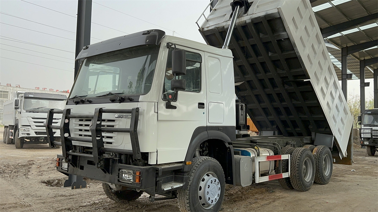 SINOTRUK HOWO Dump truck 371 6x4 - Tipper: picture 1 SINOTRUK HOWO Dump truck 371 6x4 - Tipper: picture 1