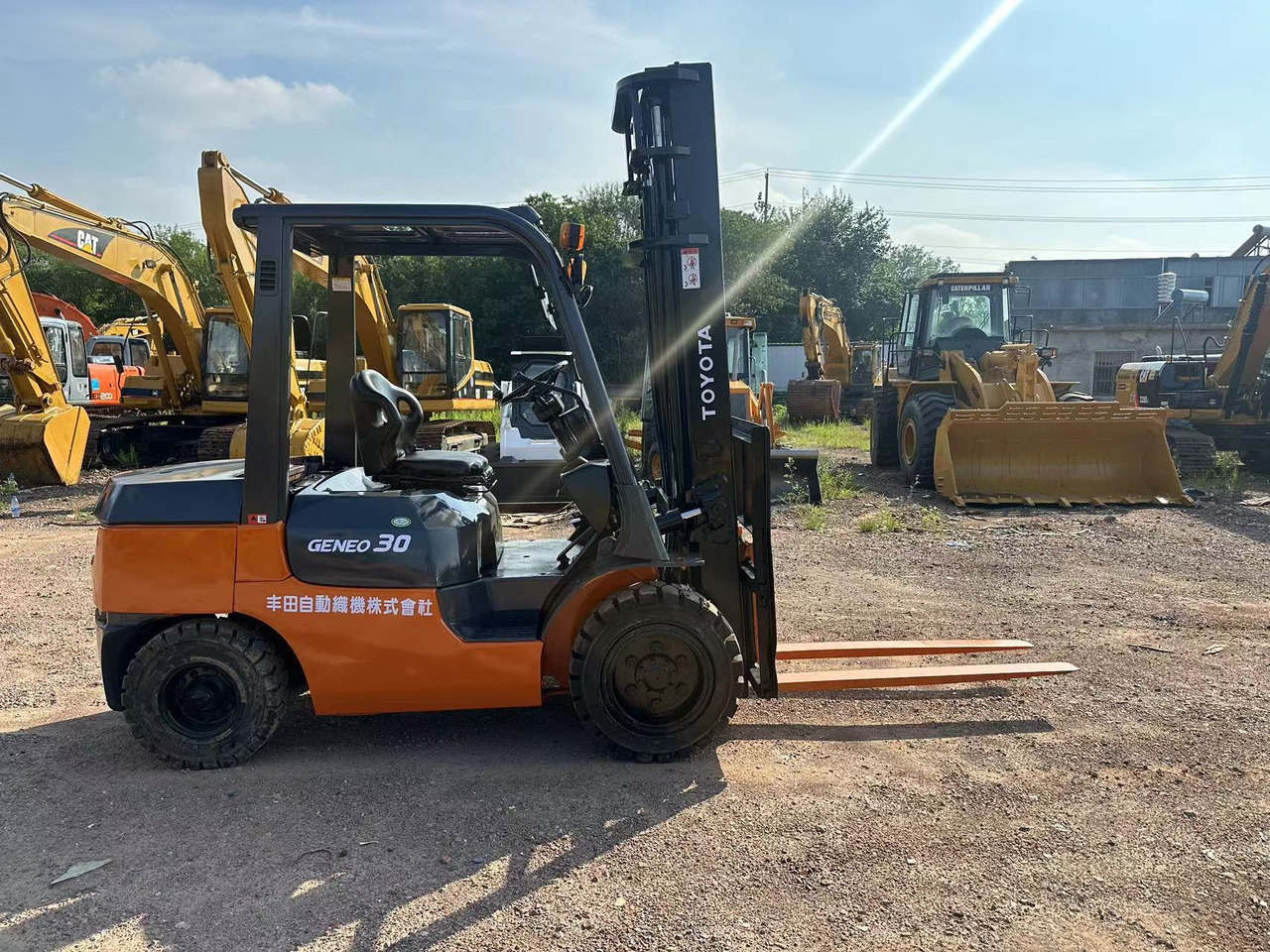 TOYOTA GENEO30 forklift - Diesel forklift: picture 3 TOYOTA GENEO30 forklift - Diesel forklift: picture 3