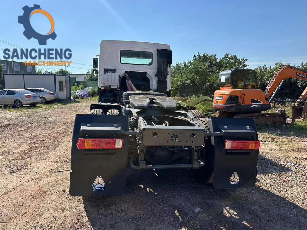 Tractor unit SINOTRUK HOWO Truck Head 371hp: picture 11 Tractor unit SINOTRUK HOWO Truck Head 371hp: picture 11