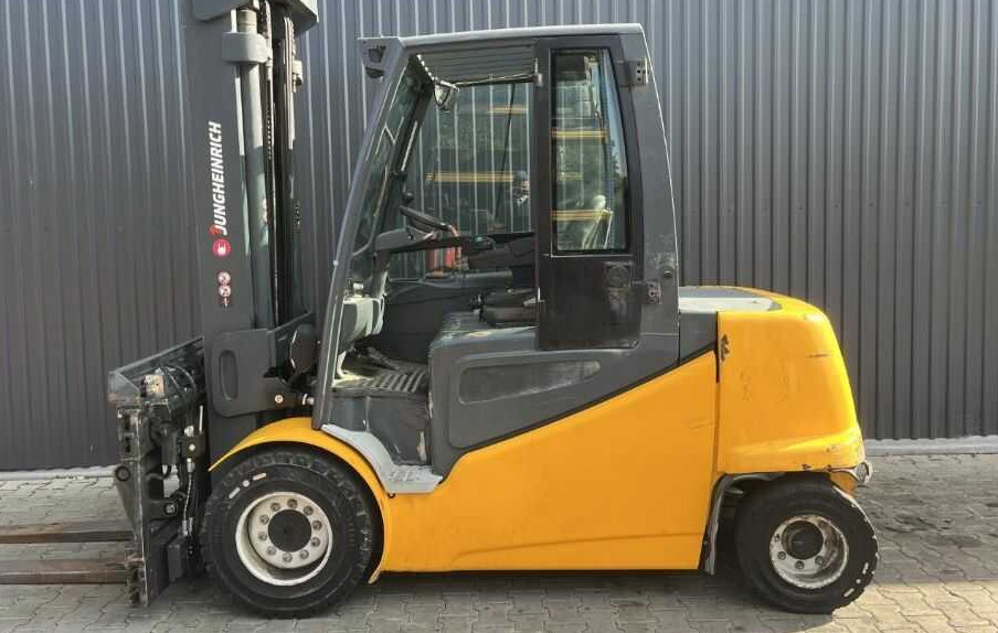 Jungheinrich EFGS50 - Electric forklift: picture 2 Jungheinrich EFGS50 - Electric forklift: picture 2