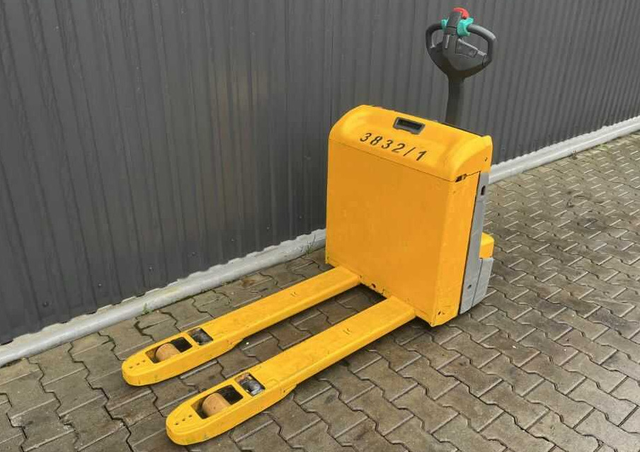 Jungheinrich EJE114 - Pallet truck: picture 1 Jungheinrich EJE114 - Pallet truck: picture 1
