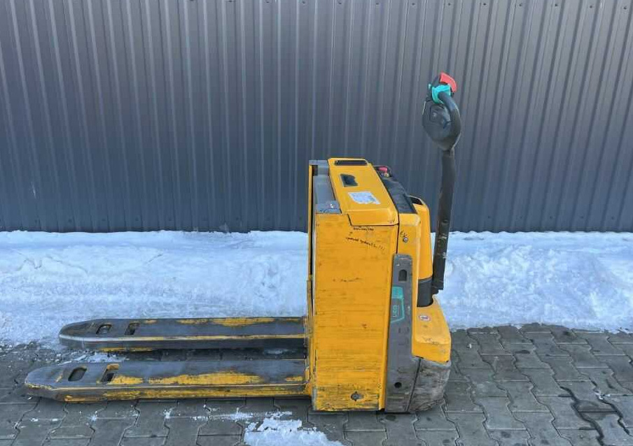 Jungheinrich EJEC20 - Pallet truck: picture 2 Jungheinrich EJEC20 - Pallet truck: picture 2