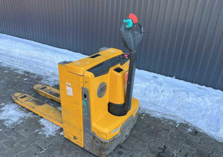 Jungheinrich EJEC20 - Pallet truck: picture 3 Jungheinrich EJEC20 - Pallet truck: picture 3