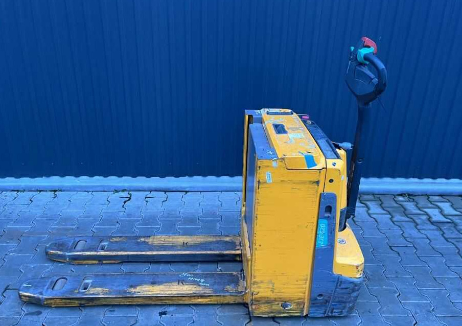 Jungheinrich EJEC20 - Pallet truck: picture 2 Jungheinrich EJEC20 - Pallet truck: picture 2
