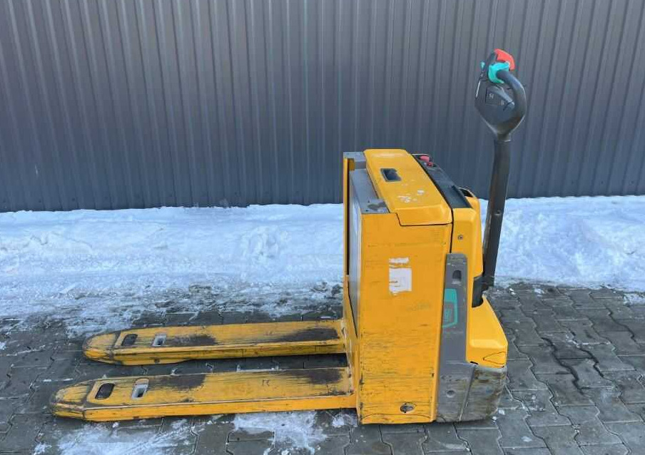 Jungheinrich EJEC20 - Pallet truck: picture 2 Jungheinrich EJEC20 - Pallet truck: picture 2