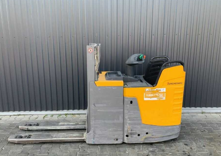 Jungheinrich ERD220 - Stacker: picture 2 Jungheinrich ERD220 - Stacker: picture 2