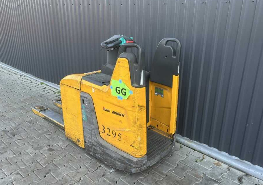Jungheinrich ERE120 - Pallet truck: picture 3 Jungheinrich ERE120 - Pallet truck: picture 3