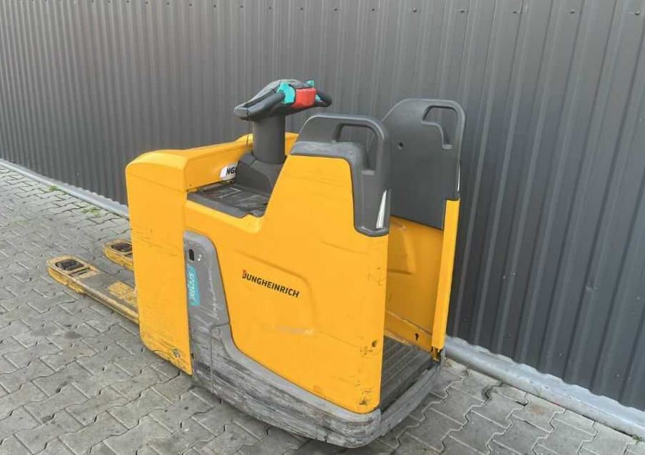 Jungheinrich ERE225 - Pallet truck: picture 3 Jungheinrich ERE225 - Pallet truck: picture 3
