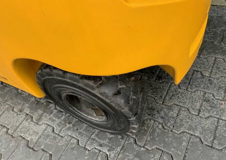 LPG forklift Jungheinrich TFG430s: picture 6