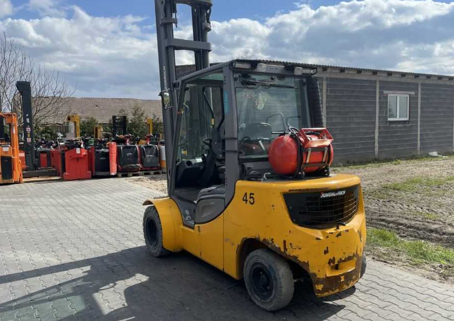 Jungheinrich TFG435s - LPG forklift: picture 3 Jungheinrich TFG435s - LPG forklift: picture 3
