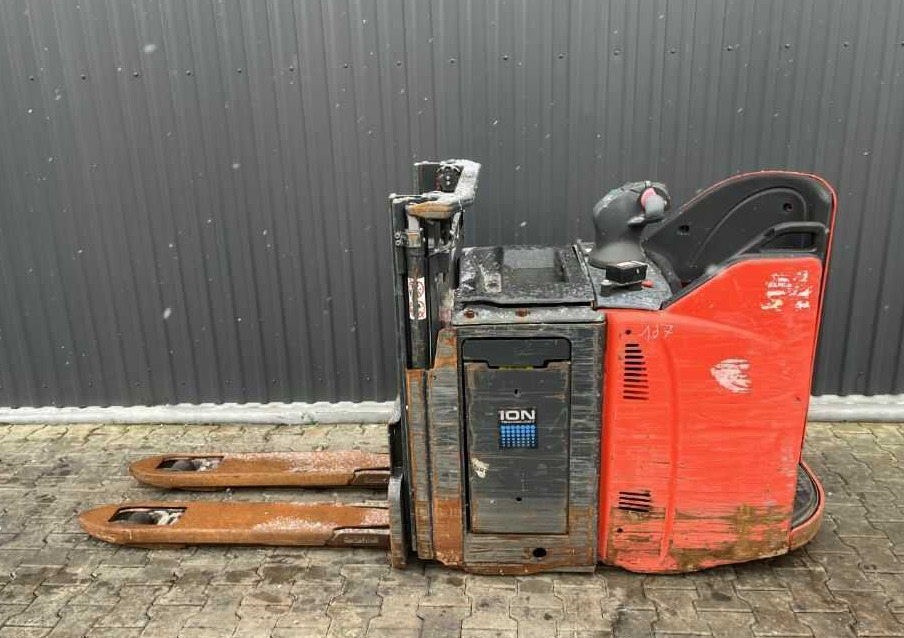 Linde D12HPSP - Stacker: picture 2 Linde D12HPSP - Stacker: picture 2