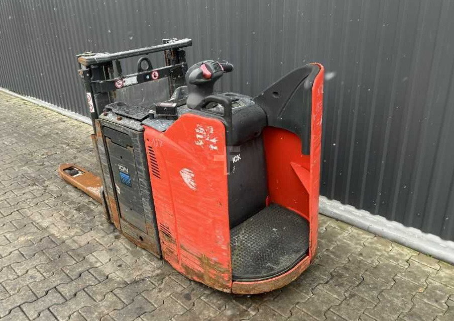 Linde D12HPSP - Stacker: picture 3 Linde D12HPSP - Stacker: picture 3